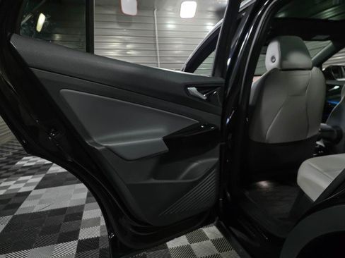 Used 2021 Volkswagen ID.4 Pro S image 35