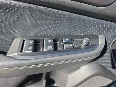 Used 2016 Subaru Outback 2.5i Limited image 26