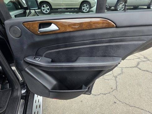 Used 2015 Mercedes-Benz ML 250 BlueTEC 4MATIC image 30