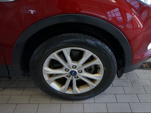 Used 2018 Ford Escape SEL image 15