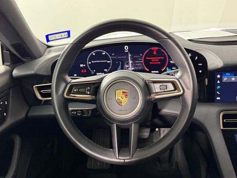 Used 2022 Porsche Taycan 4 Cross Turismo image 19