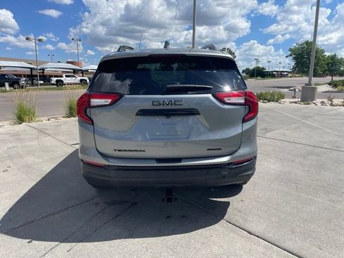 Used 2023 GMC Terrain SLT w/ Elevation Edition AWD/4WD image 8