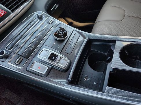 Used 2023 Hyundai Santa Fe SEL Premium w/ Cargo Package image 11