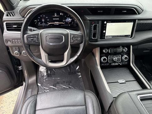 Used 2022 GMC Yukon Denali AWD/4WD image 31