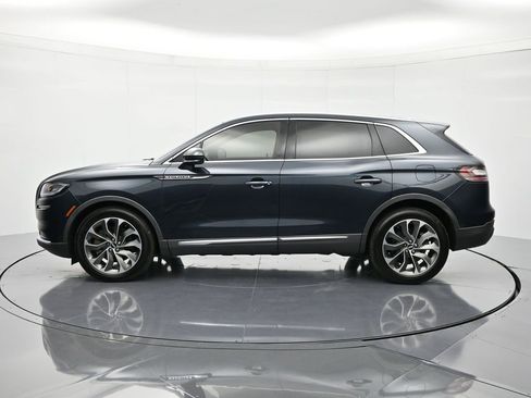 Used 2023 Lincoln Nautilus Reserve image 9