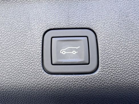 New 2026 Cadillac Escalade ESV Luxury w/ LPO, Radiant Package image 38