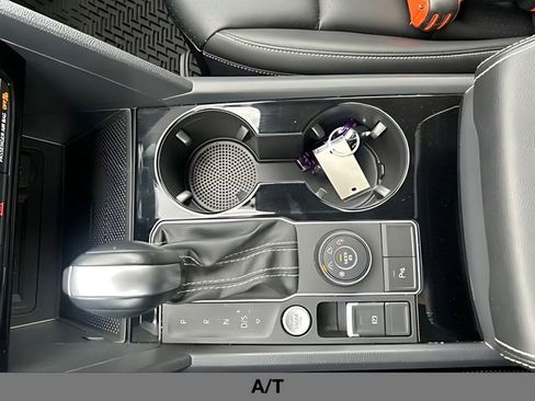 Used 2023 Volkswagen Atlas SE w/ Black Wheel Package AWD/4WD image 37