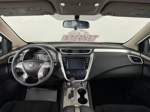 Used 2017 Nissan Murano S w/ Navigation Package AWD/4WD image 11