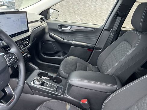 Certified 2023 Ford Escape Active w/ Tech Pack #2 image 19