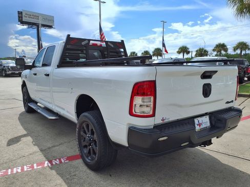 Used 2024 RAM 2500 Tradesman w/ Convenience Group AWD/4WD image 8