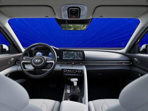 New 2025 Hyundai Elantra Limited w/ Cargo Package image 11