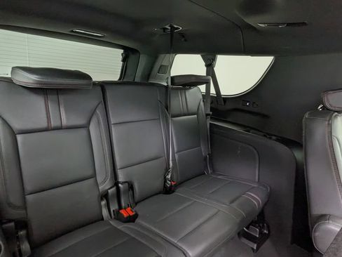 Used 2024 Chevrolet Suburban RST w/ Luxury Package AWD/4WD image 38