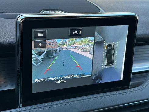 Used 2020 Lincoln Corsair Reserve image 19