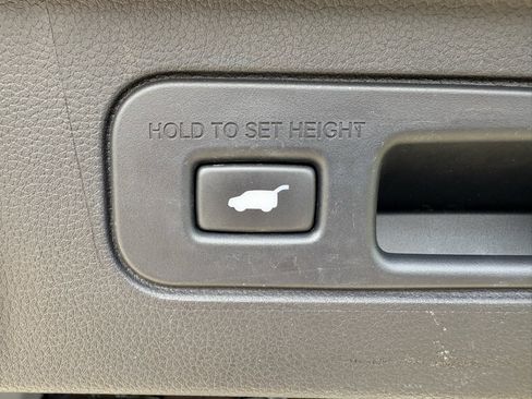Certified 2025 Honda Pilot Elite image 33