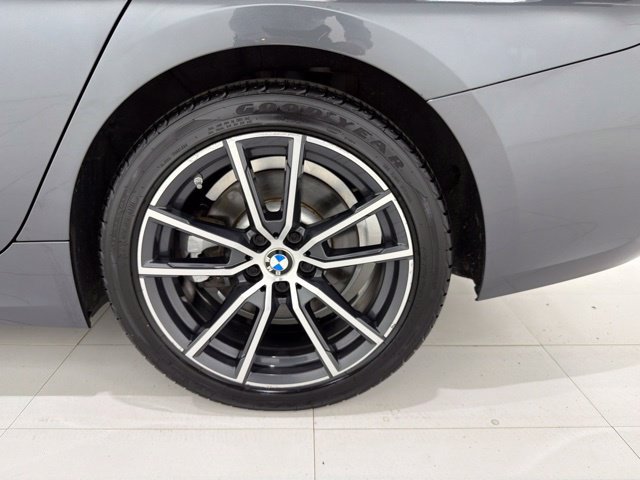Used 2021 BMW 330i xDrive Sedan w/ Driving Assistance Package AWD/4WD image 43