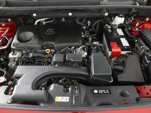 Used 2022 Toyota RAV4 LE AWD/4WD image 47
