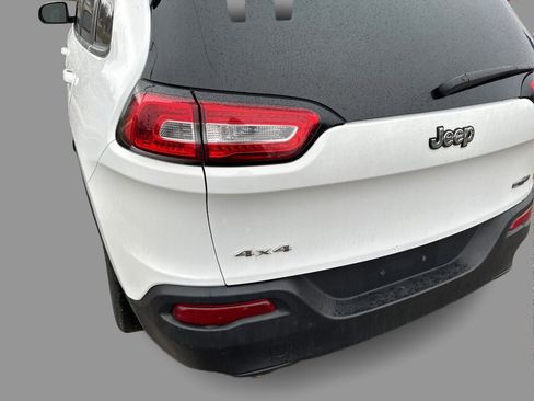Used 2014 Jeep Cherokee Latitude AWD/4WD image 44