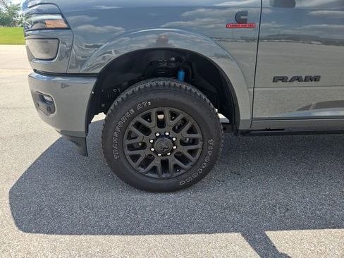 Used 2026 RAM 2500 Limited AWD/4WD image 27