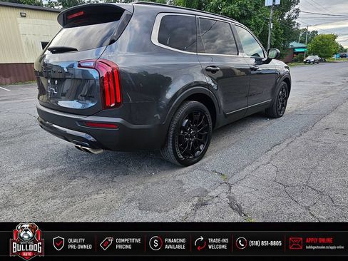 Used 2021 Kia Telluride EX w/ EX Premium Package AWD/4WD image 3