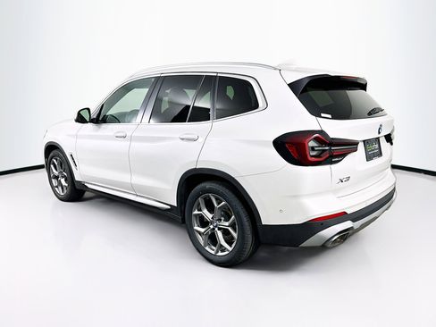 Used 2024 BMW X3 sDrive30i w/ Convenience Package RWD image 5