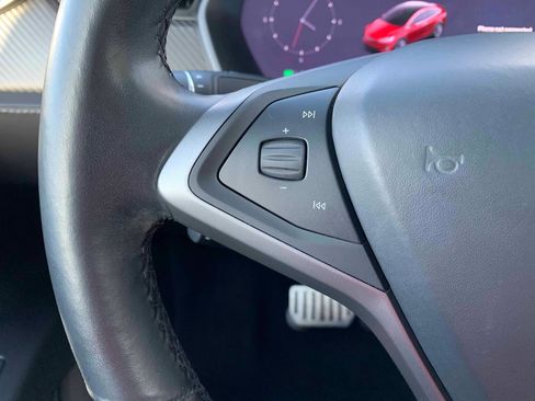 Used 2020 Tesla Model X Performance image 19