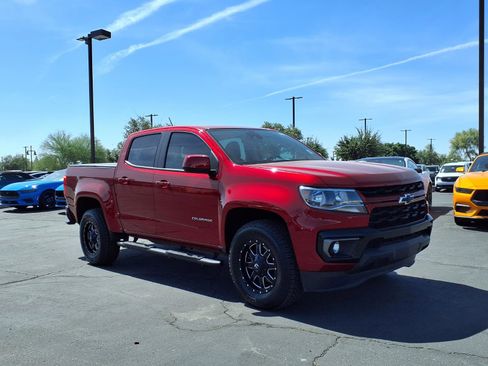 Used 2021 Chevrolet Colorado LT w/ Safety Package RWD image 8