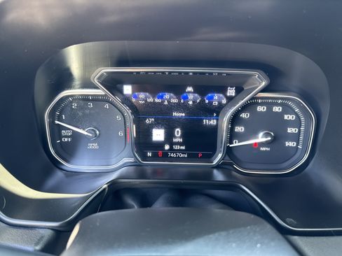 Used 2021 GMC Yukon AT4 w/ AT4 Premium Plus Package AWD/4WD image 15