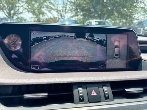 Used 2019 Lexus ES 350 w/ Accessory Package 2 FWD image 16