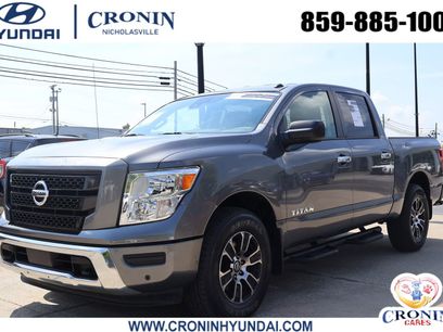 Used 2021 Nissan Titan SV w/ SV Convenience Package