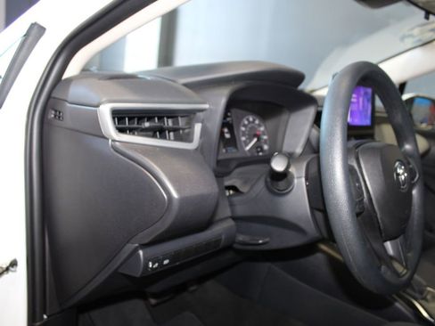 Used 2024 Toyota Corolla LE image 11