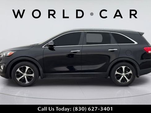 Used 2018 Kia Sorento EX FWD image 12