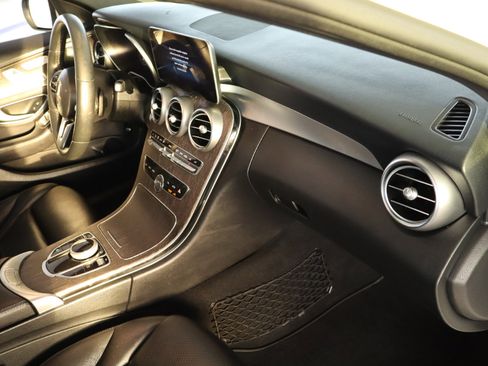 Used 2019 Mercedes-Benz C 300 4MATIC Sedan image 50
