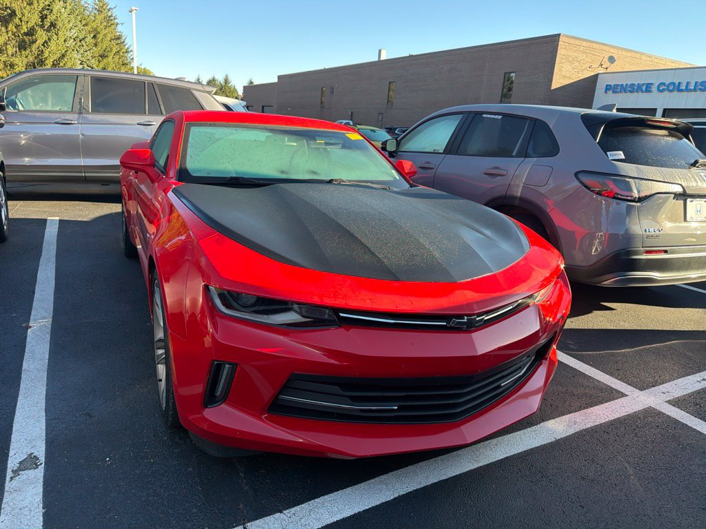 Used 2018 Chevrolet Camaro LT w/ RS Package RWD image 5