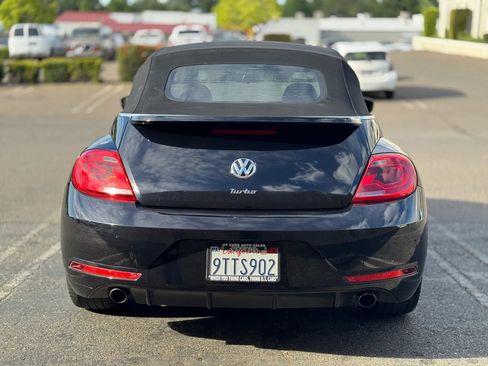 Used 2013 Volkswagen Beetle 2.0T image 4