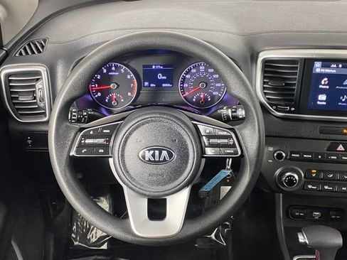 Used 2020 Kia Sportage LX AWD/4WD image 16