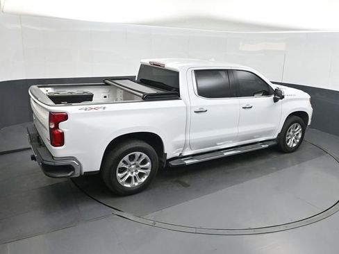 Used 2025 Chevrolet Silverado 1500 LTZ AWD/4WD image 29