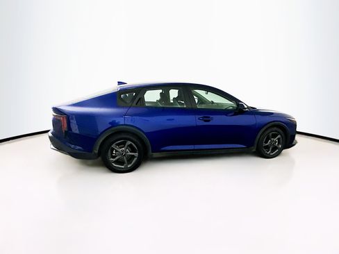 Used 2025 Kia K4 LXS image 10