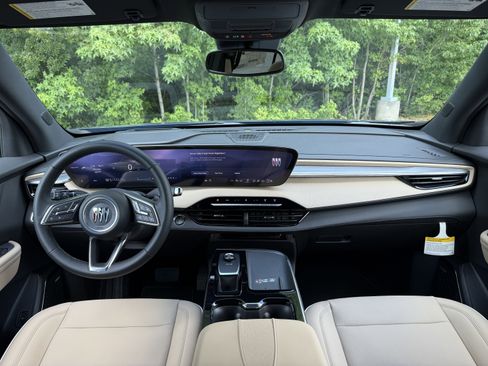 New 2025 Buick Enclave Preferred w/ Power Package image 20