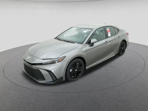 New 2026 Toyota Camry SE image 1