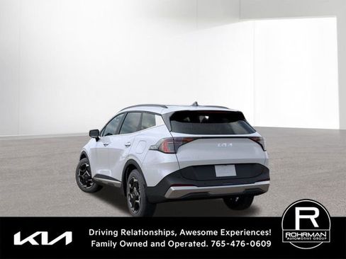 New 2026 Kia Sportage EX image 4