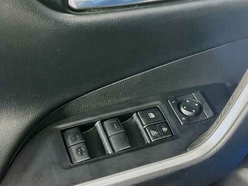 Used 2019 Toyota RAV4 Adventure AWD/4WD image 15