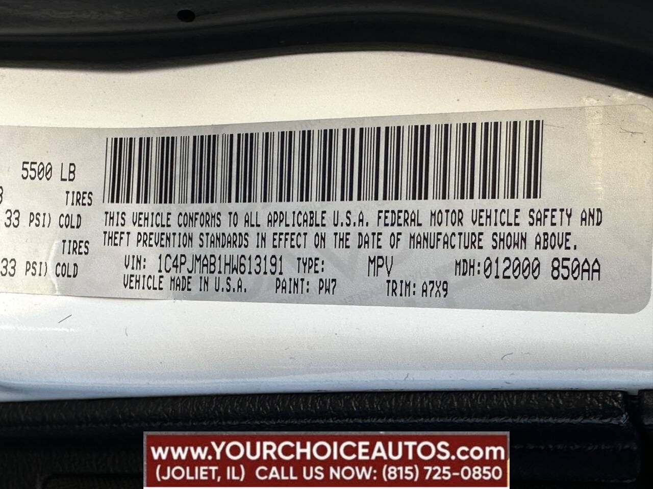 Used 2017 Jeep Cherokee Sport AWD/4WD image 14