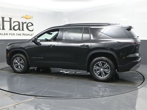 New 2026 Chevrolet Traverse LT w/ Driver Confidence Package image 31