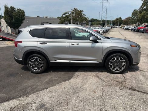 Used 2022 Hyundai Santa Fe Limited FWD image 4