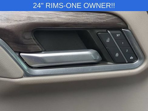 Used 2022 Chevrolet Silverado 1500 LTZ AWD/4WD image 13
