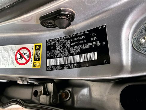 Used 2014 Toyota Highlander XLE image 30