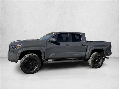 Used 2024 Toyota Tacoma SR5 AWD/4WD image 4