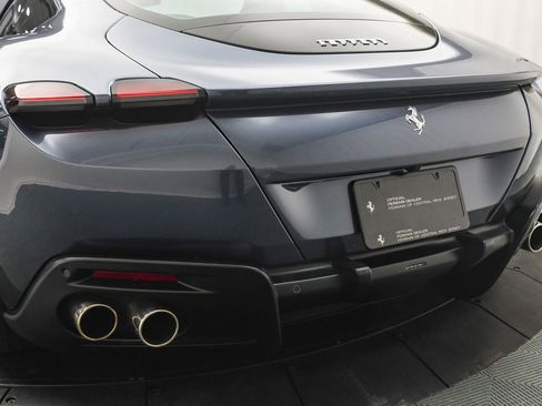 Certified 2022 Ferrari Roma image 22