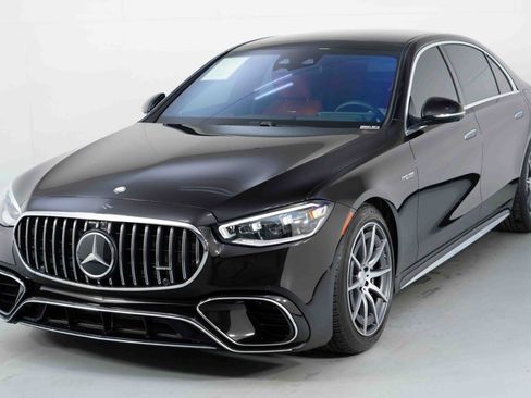 Used 2024 Mercedes-Benz S 63 AMG S w/ Rear Seat Package image 58