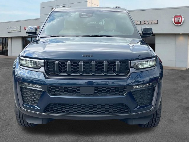 New 2026 Jeep Grand Cherokee Limited w/ Limited Altitude Package RWD image 2